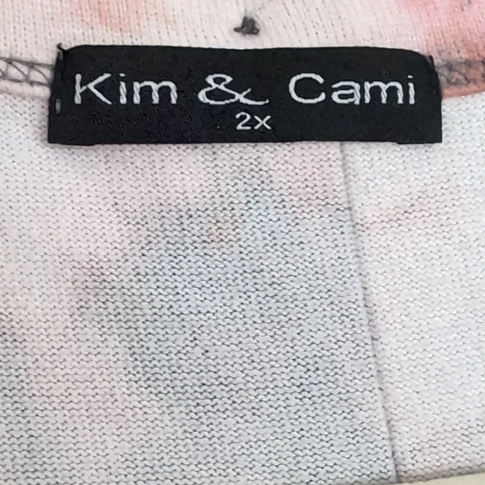 Top - Picture 2 of 3